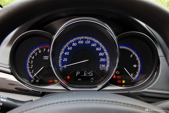 2017款致享1.5L自动炫动天窗版