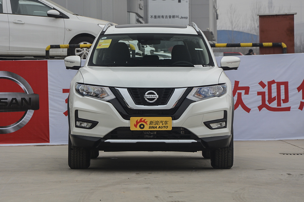 2017款奇骏2.5L自动CVT豪华版 4WD