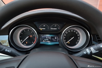 2017款威朗1.5L手动领先型