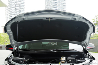 2018款探界者2.0T Redline版550T