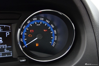 2016款风行SX6 1.6L CVT尊享型(灰色)