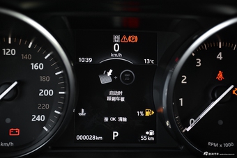 2017款揽胜极光 2.0T自动敞篷版