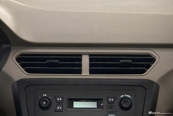 2017款五菱之光V 1.2L手动基本型 LMH