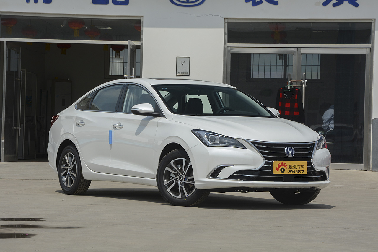  2018款逸动1.6L GDI自动时尚型