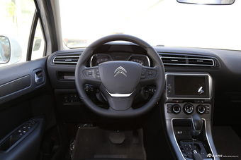 2016款雪铁龙C4世嘉1.2T自动 THP豪华型