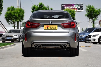 2018款宝马X6M 4.4T自动