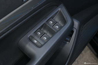 2017款朗逸1.4T自动舒适版230TSI DSG