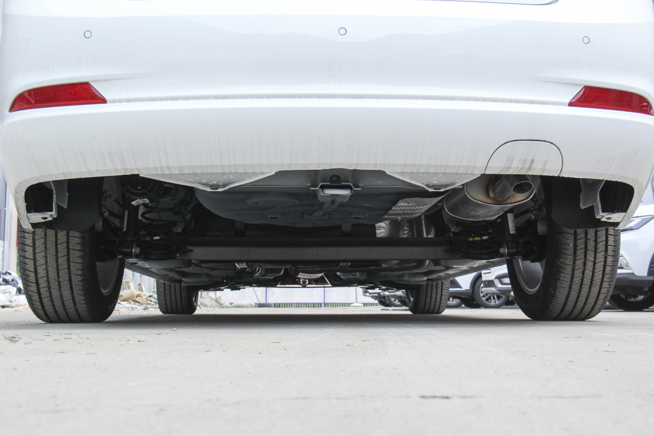 2018款荣威360 PLUS 1.5L自动豪华版