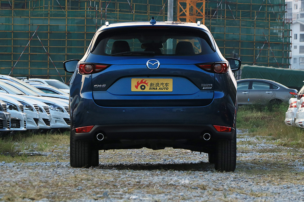2017款马自达CX-5 2.5L自动两驱智尊型