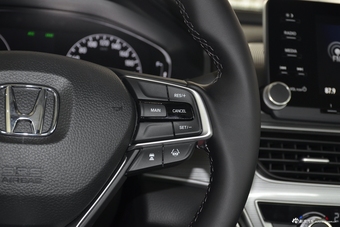 2018款雅阁1.5T自动豪华版260TURBO