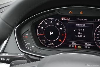 2018款奥迪Q5L 2.0T自动45 TFSI尊享时尚型