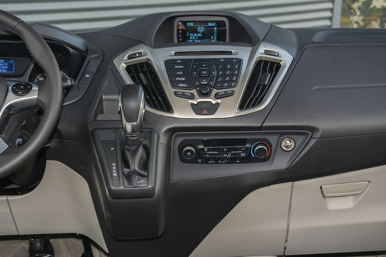 2017款途睿欧2.0T自动精英版