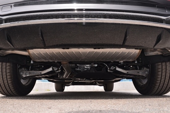 2018款奥迪Q5L 2.0T自动45 TFSI尊享时尚型