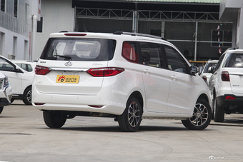 2017款欧尚1.5L手动豪华型