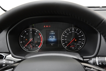 2018款哈弗H6运动版1.5T手动两驱精英型蓝标