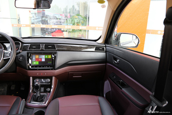 2017款迈威1.8L手动精英型