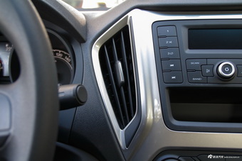 2016款名爵锐行1.5L手动风尚版