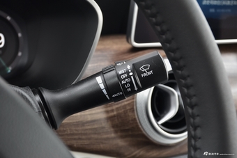 2018款北汽新能源EU系列 EU5 R500智尚版