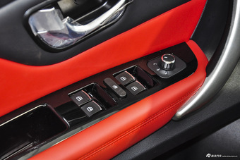 2016款哈弗H1 1.5L手动豪华型蓝标改款 爵仕红