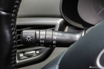 2015款Veloster飞思1.6T自动豪华版