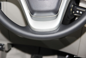 2016款启辰T70 1.6L手动睿行版