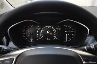 2018款北汽绅宝D50 1.5L CVT尊享智联版