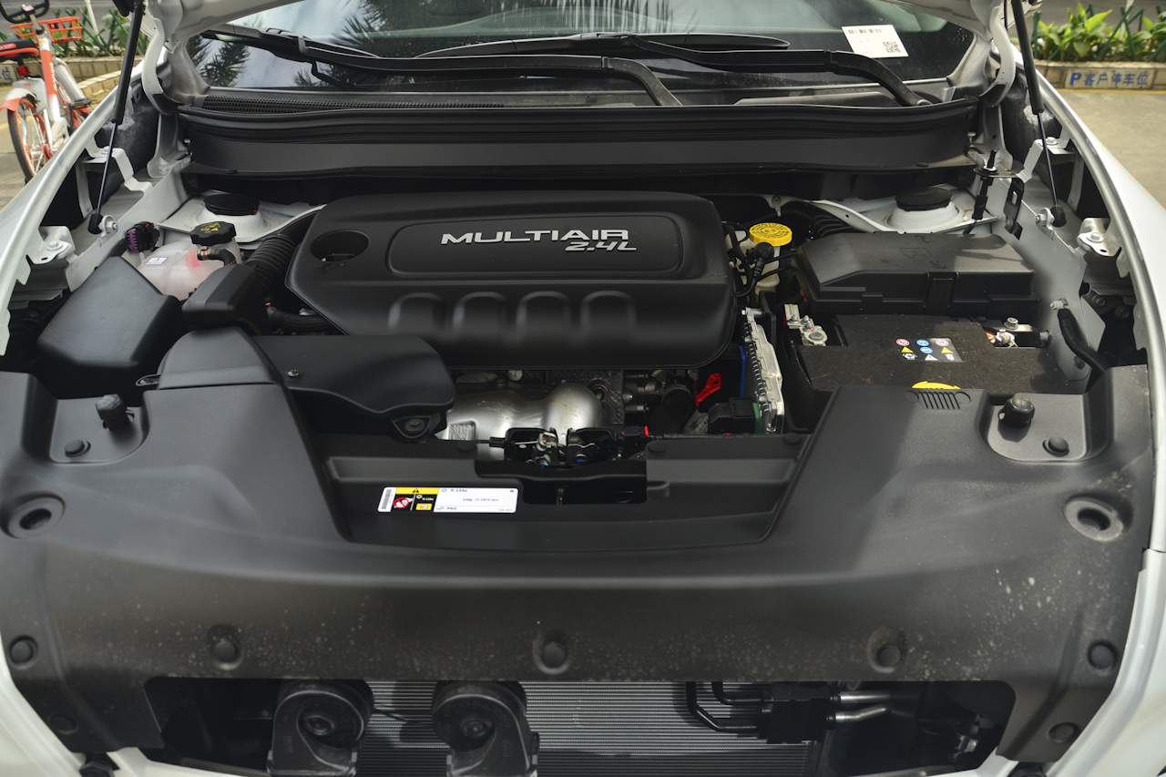 2017款自由光2.4L自动领先版