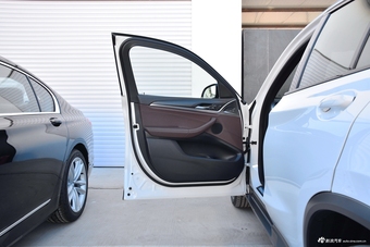 2019款宝马X4 2.0T自动xDrive25i M运动套装