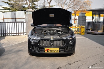 2018款Levante 3.0T自动350Hp 标准版