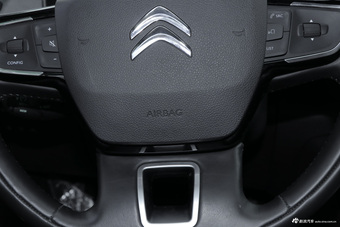 2017款雪铁龙C5 1.8T自动380THP尊贵型