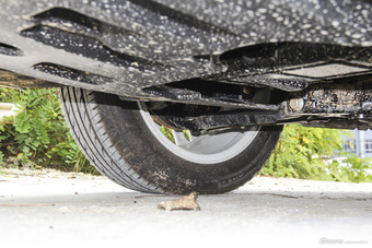 2016款海马M3 1.5L手动舒适型天窗版