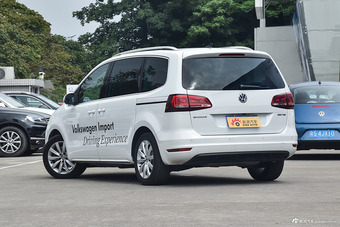 2017款夏朗2.0T自动旗舰型7座