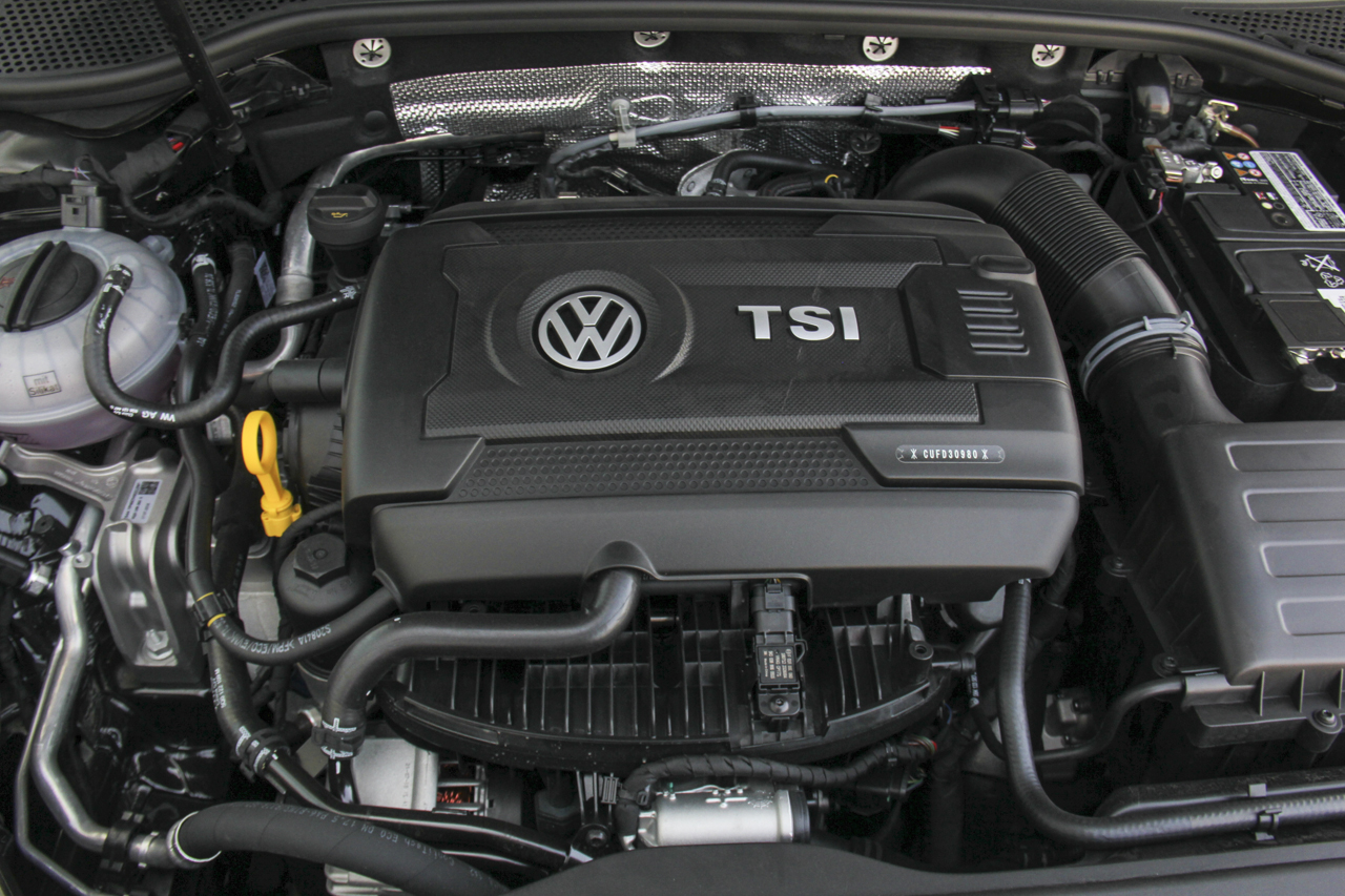 2018款迈腾1.8T自动330TSI DSG领先型