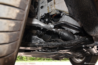 2018款宝马2系旅行车218i 1.5T自动时尚型