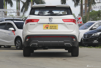 2018款宝骏530 1.8L自动豪华型