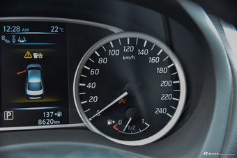 2016款轩逸1.8L自动XV智尊版