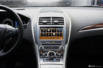 2017款林肯MKZ 2.0H自动尊耀版