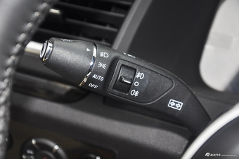 2016款众泰T600 2.0T自动尊贵型