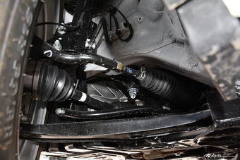 【宝骏310W引擎底盘图片】宝骏310W引擎底