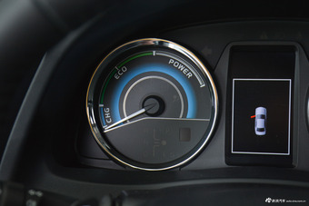 2018款卡罗拉双擎1.8L自动E-CVT智尚版