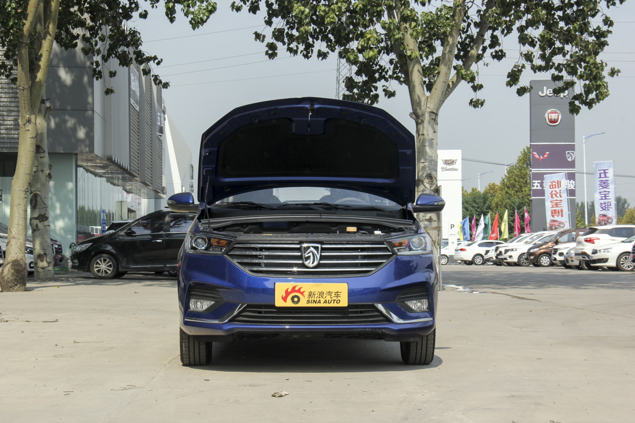 2018款宝骏360 1.5L手动精英型