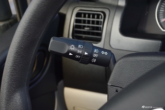 2018款菱智M3L 1.6L手动7座舒适型