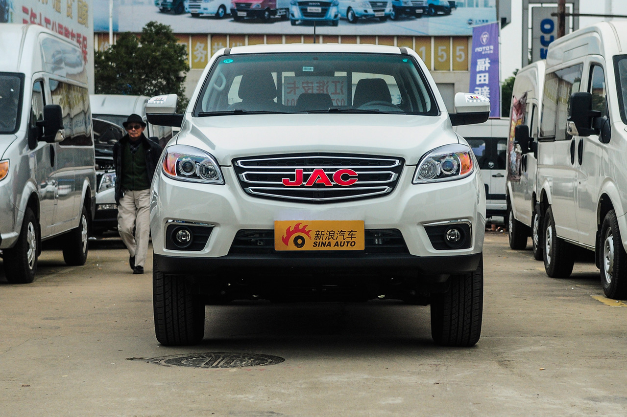 2015款帅铃T6 2.0L手动汽油进取型HFC4GA3-3D