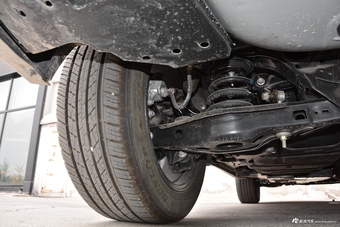 2018款RAV4荣放 2.0L自动两驱风尚X版