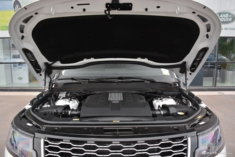 2018款揽胜3.0L自动V6 SC Vogue传世版图片