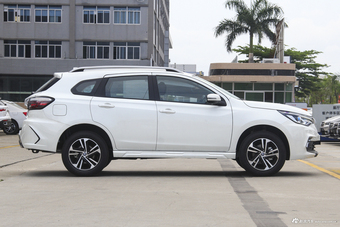 2018款启辰T70 2.0L自动睿趣版