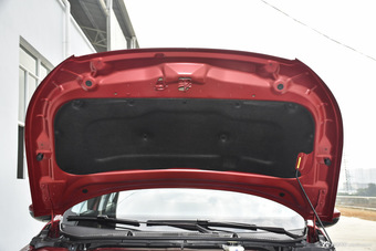 2016款标致308 1.6L自动豪华版