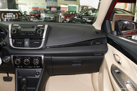 2016款YARiS L 致炫1.5L自动锐动版