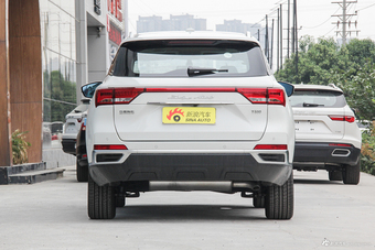 2018款众泰T500 1.5T自动智能互联尊贵型