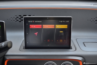   2017款宝骏E100智享版